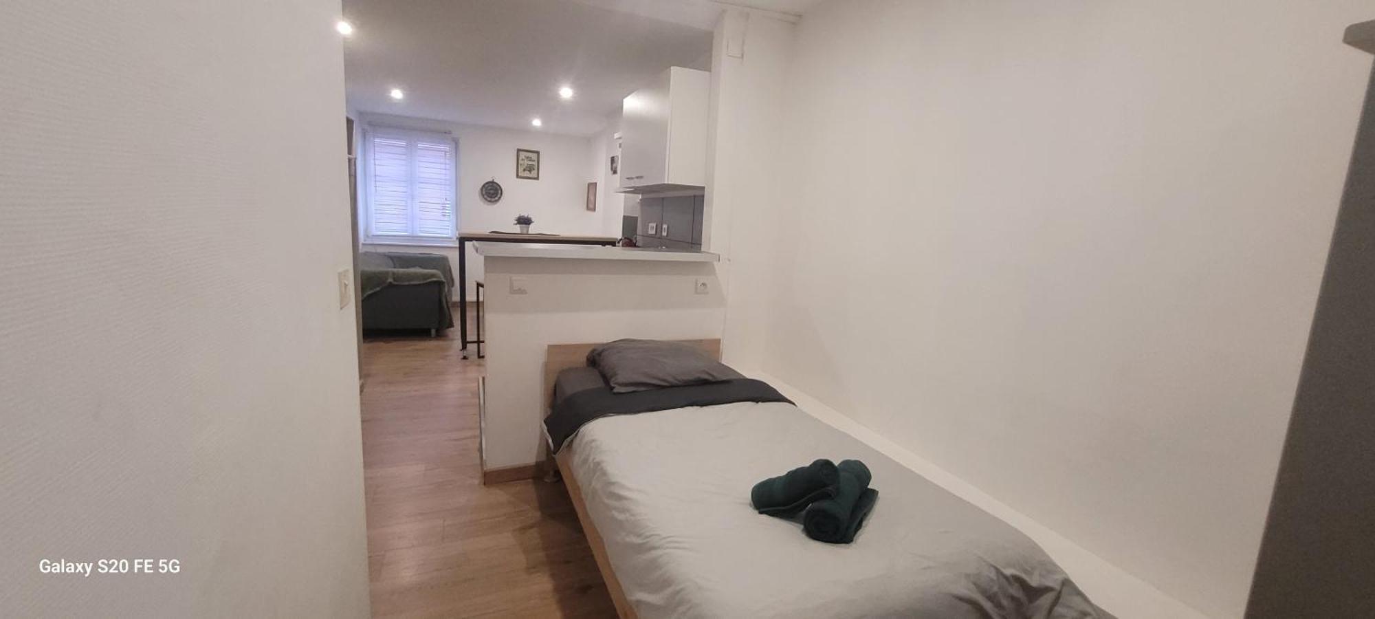 Studio Petit Battant Wifi Supercentre Tres Calme Besancon Luaran gambar